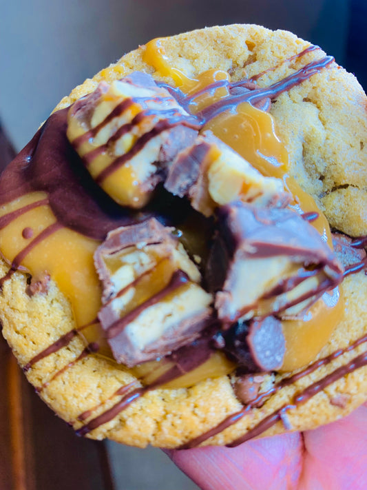 Brown Butter Snickers Caramel Cookies