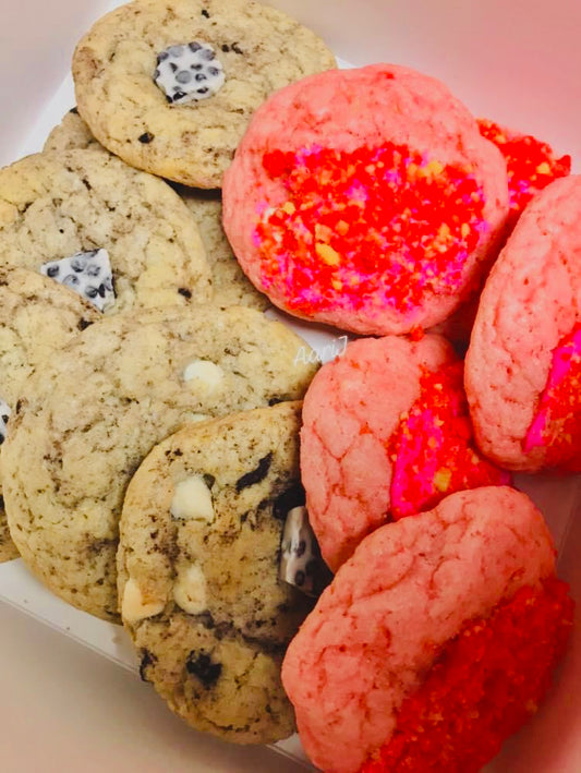 Strawberry Shortcake/Cookies & Cream Oreo Cookies